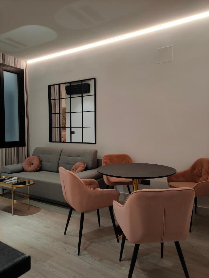Apartamentos Wur Μαδρίτη Εξωτερικό φωτογραφία