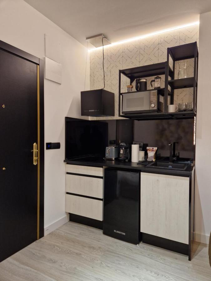 Apartamentos Wur Μαδρίτη Εξωτερικό φωτογραφία